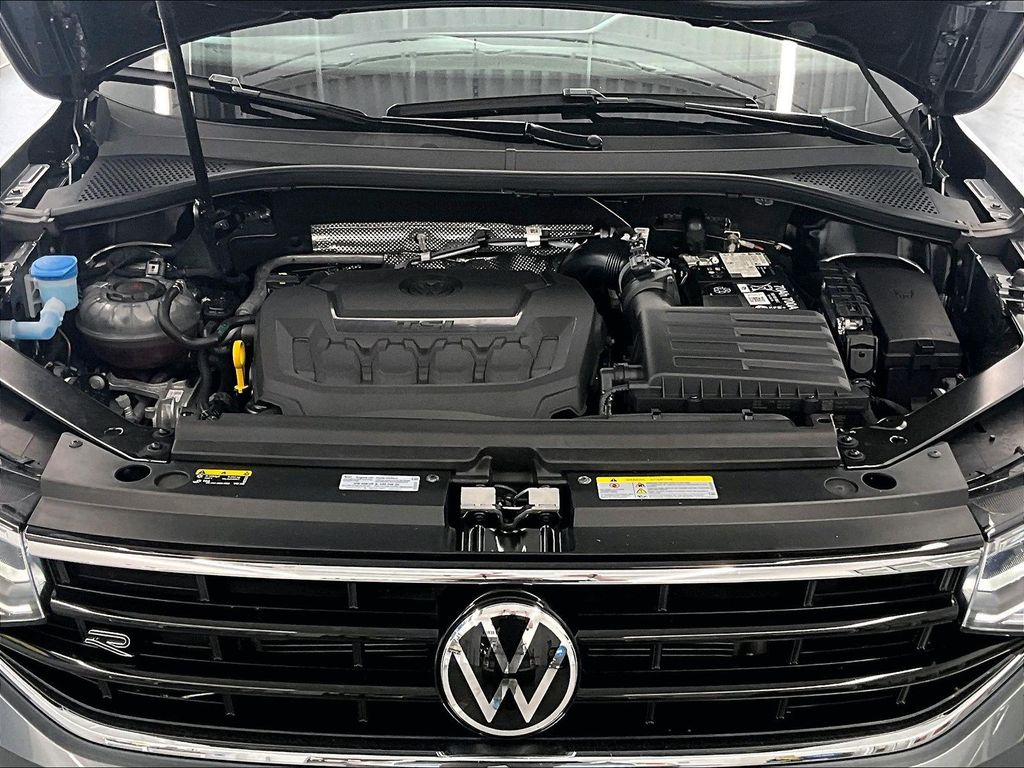 2024 Volkswagen Tiguan — photo 28