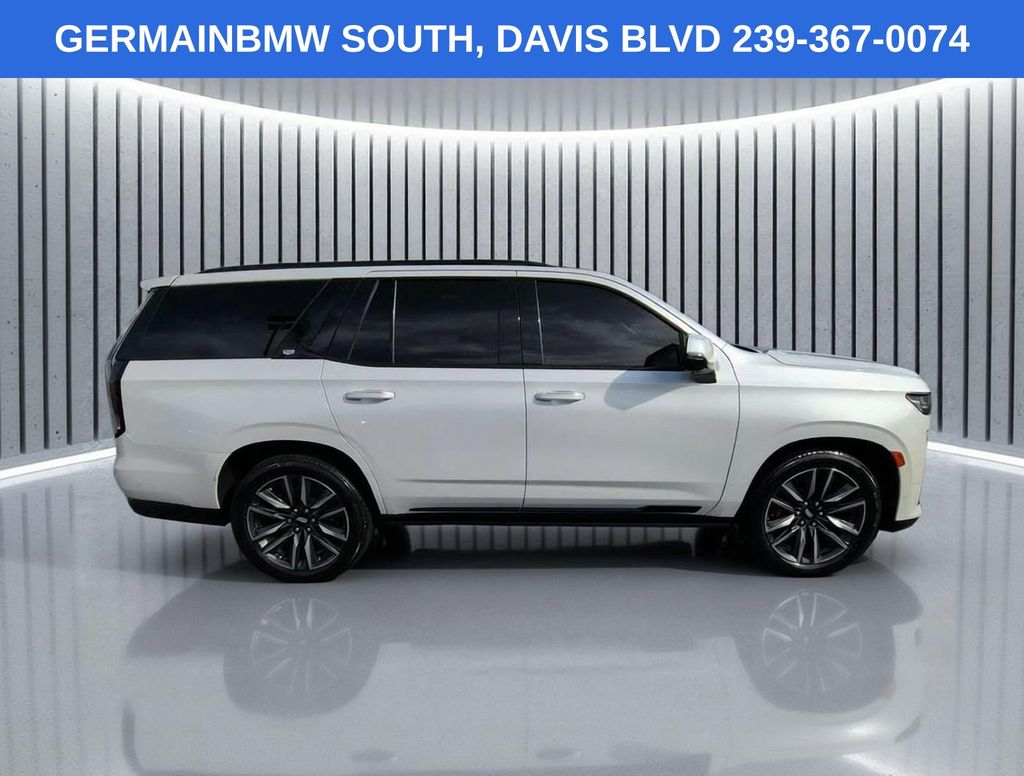 Used 2022 White Cadillac Sport Platinum image 4