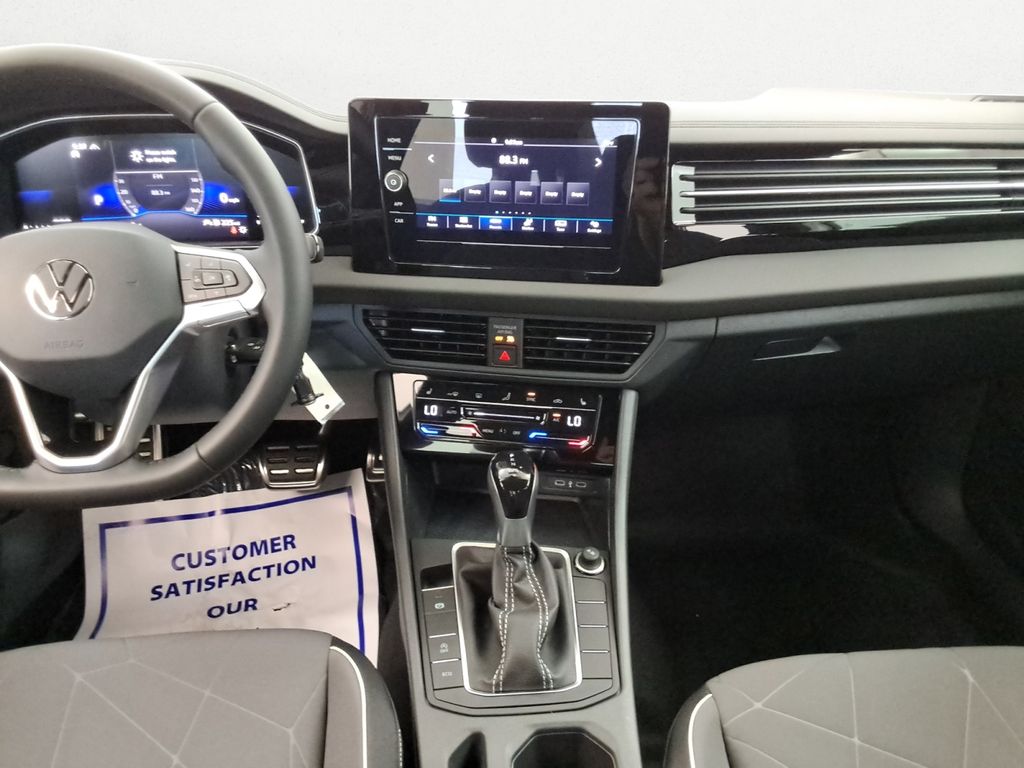 used 2025 Volkswagen Jetta car