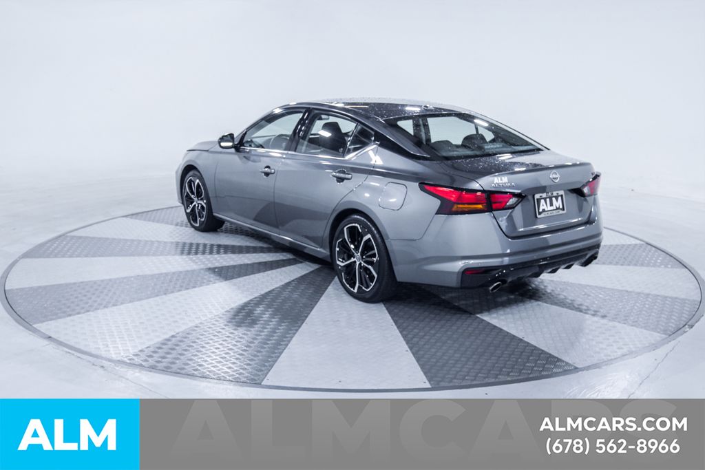 Used 2025 Gray Nissan 2.5 SR image 11
