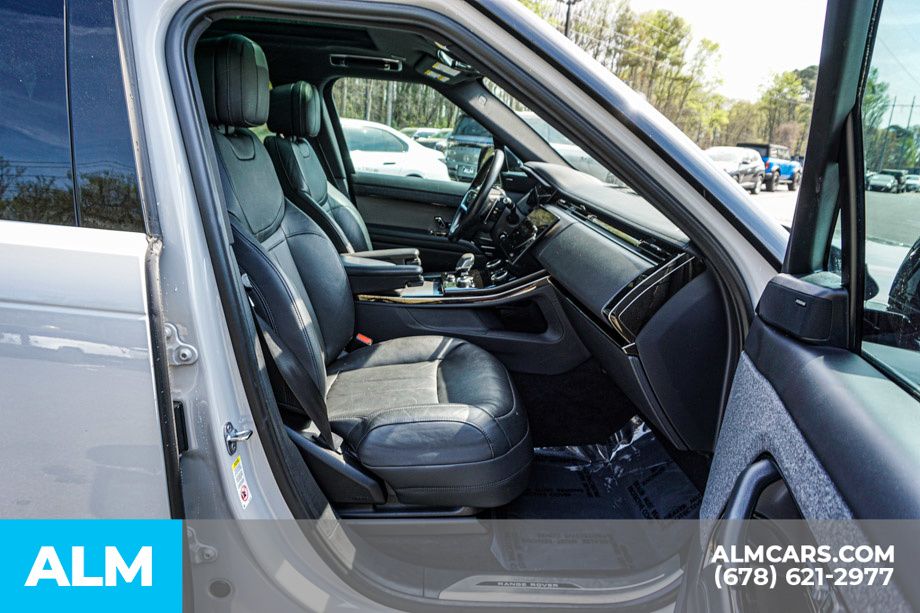 Used 2023 Gray Land Rover SE image 23