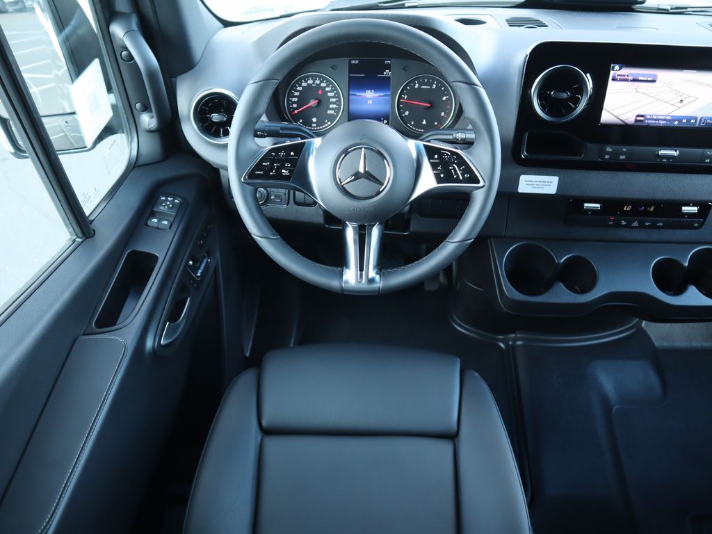 Thumbnail: 2026 Mercedes-Benz Sprinter - 11