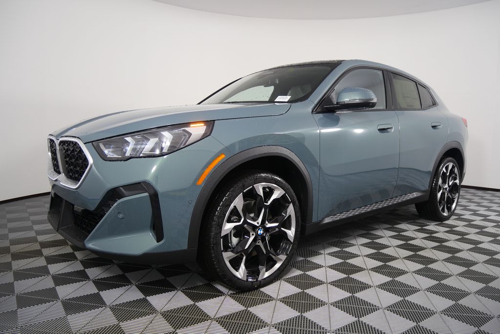 2025 BMW X2 xDrive28i 7