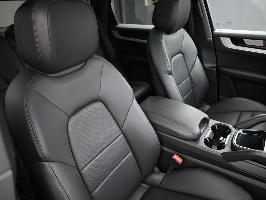 Certified Used 2024 White Porsche  image 27