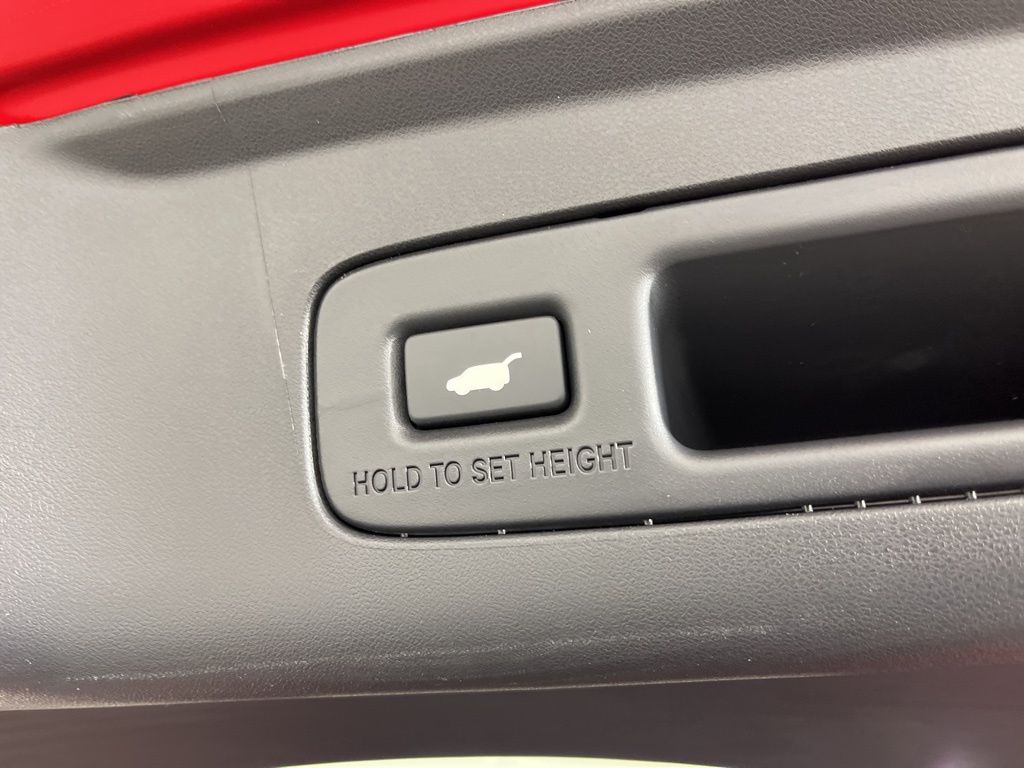 Thumbnail: 2025 Acura ADX - 22