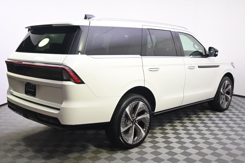 New 2026 White Lincoln Black Label image 7