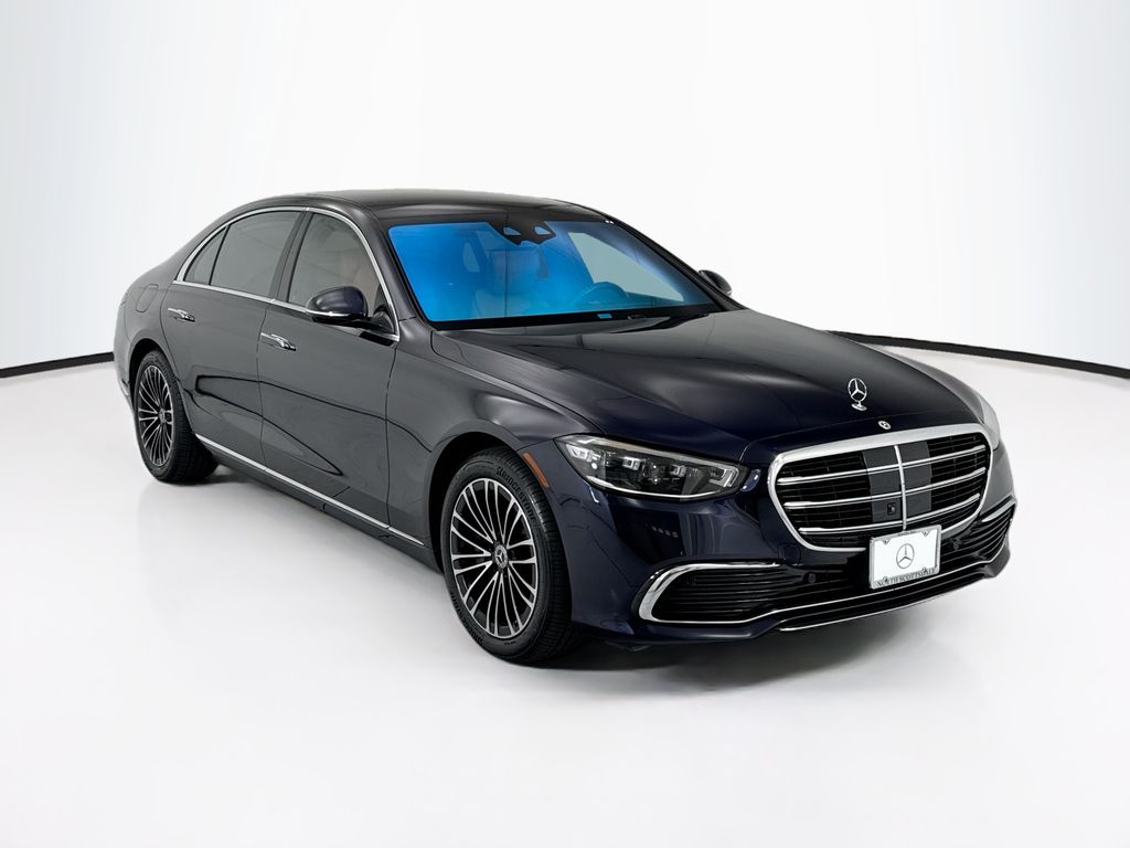 Thumbnail: 2023 Mercedes-Benz S-Class - 3