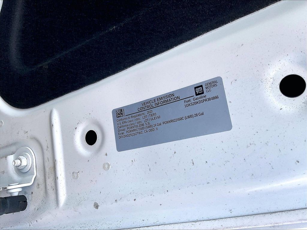 2023 GMC Yukon — photo 36