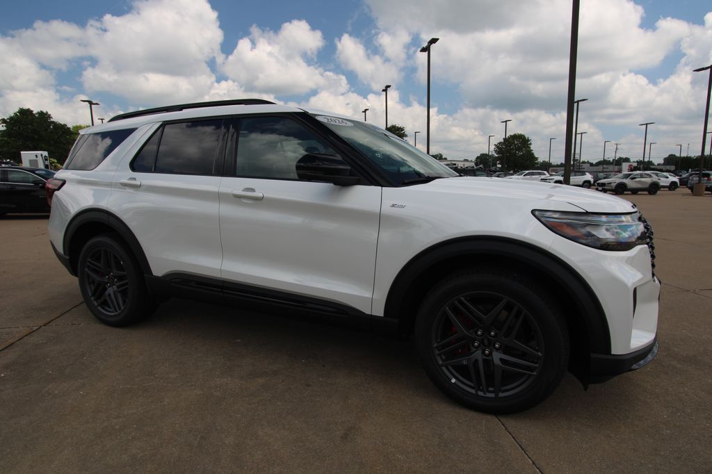 New 2026 Ford Explorer SUV