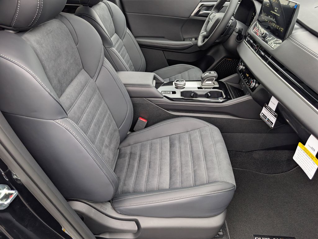 New 2026 Mitsubishi Outlander SUV