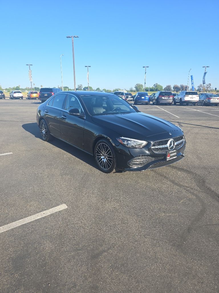 2025 Mercedes-Benz C-Class C 300's photo