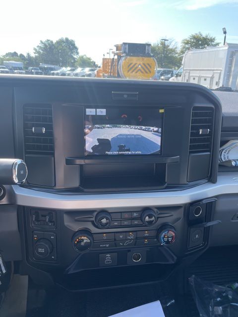 2025 Ford F-550 Chassis XL