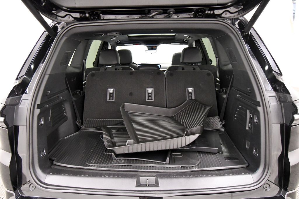 Used 2025 Buick Enclave SUV
