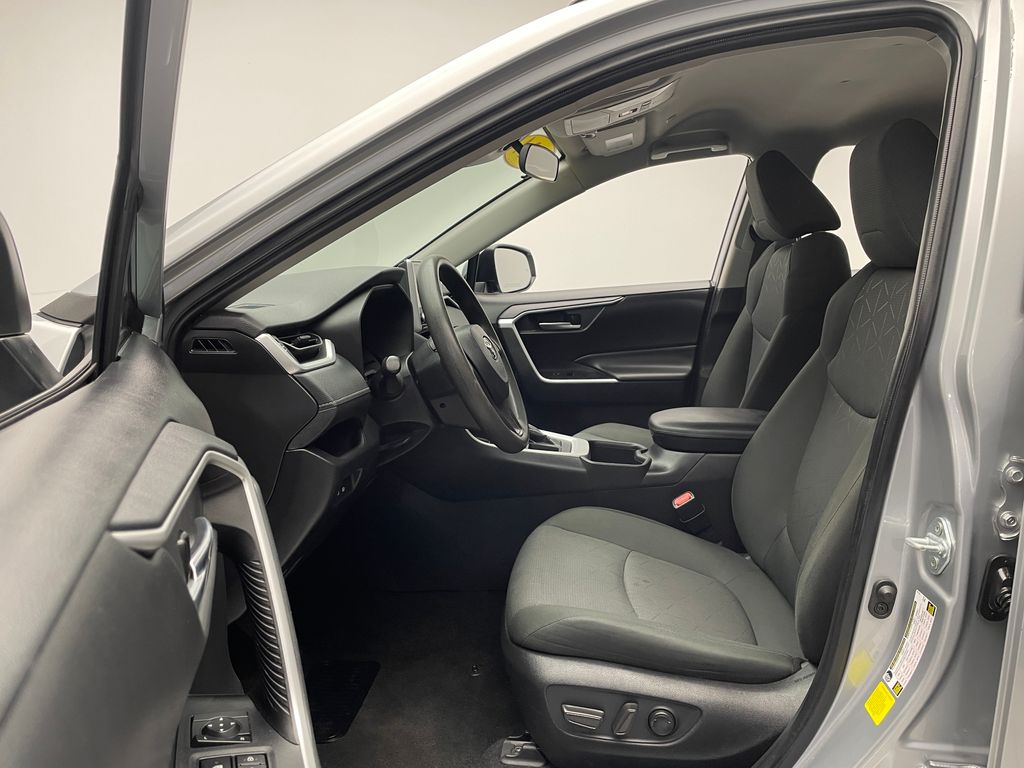 Thumbnail: 2024 Toyota RAV4 - 12