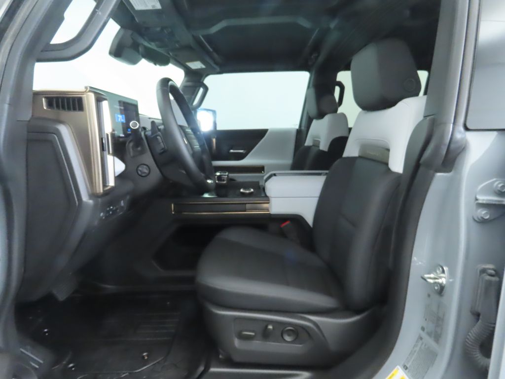 Thumbnail: 2025 GMC Hummer EV - 19