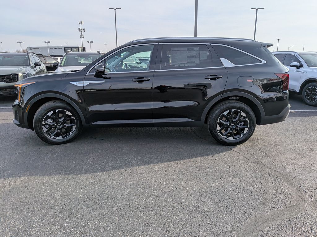 New 2026 Black Kia S image 4
