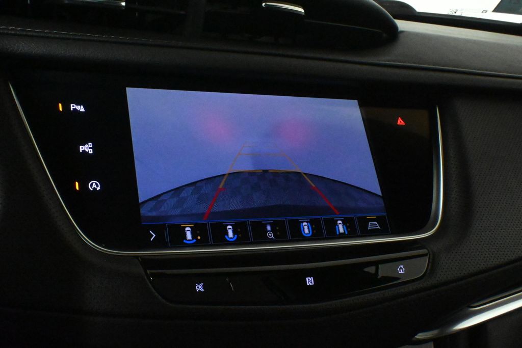 Thumbnail: 2020 Cadillac XT5 - 27