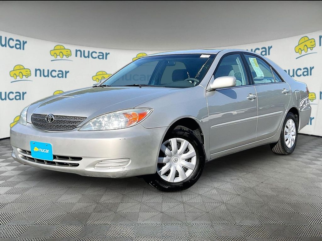 2004 Toyota Camry — photo 3