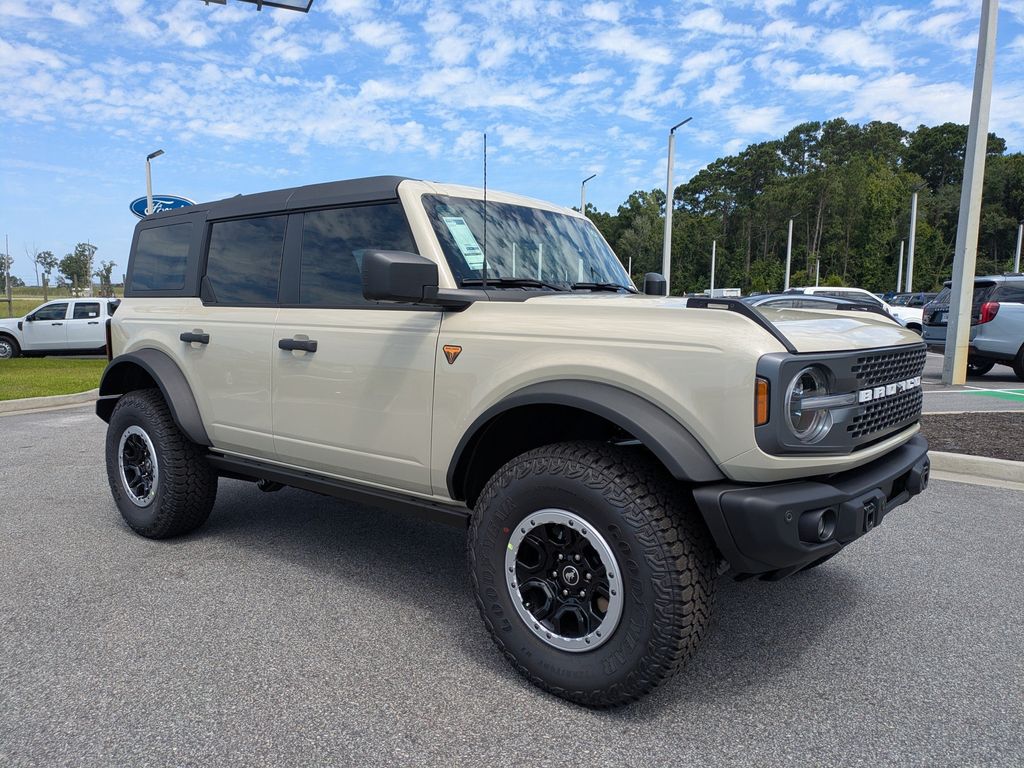 2026 Ford Bronco Badlands
