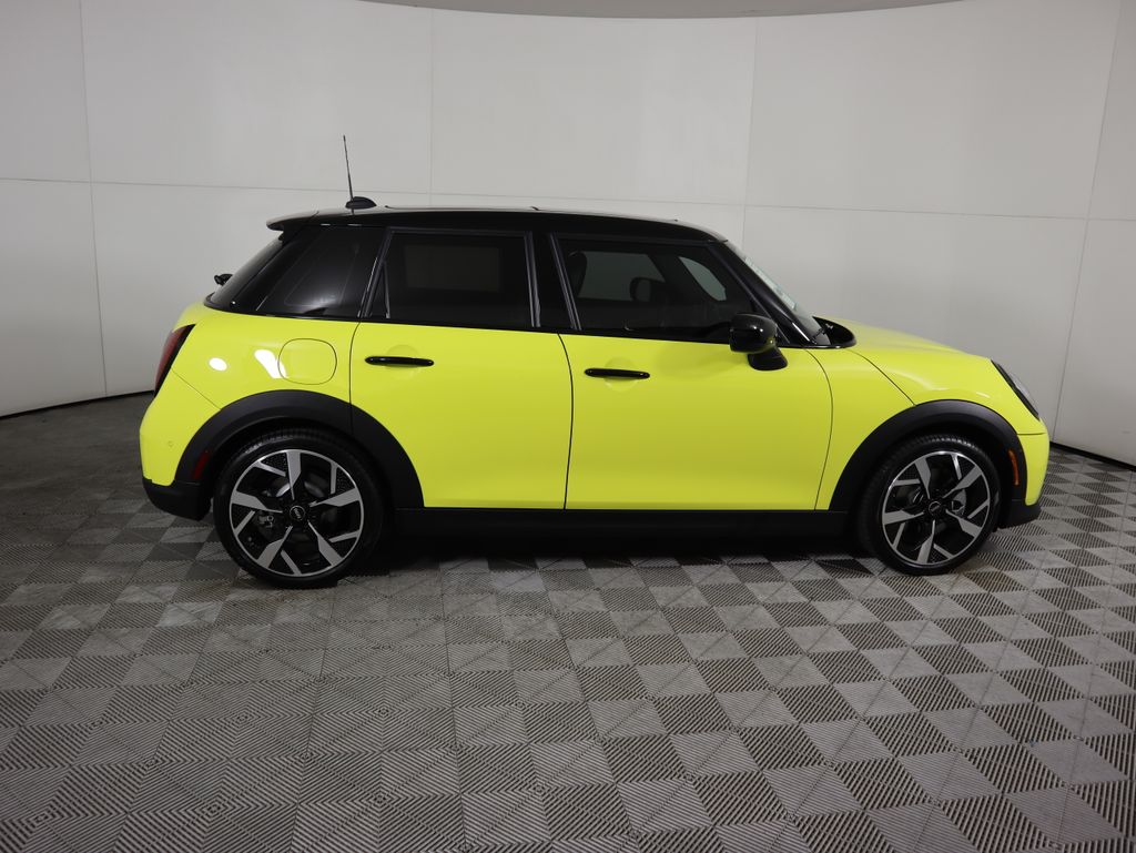 Thumbnail: 2026 MINI Cooper - 4