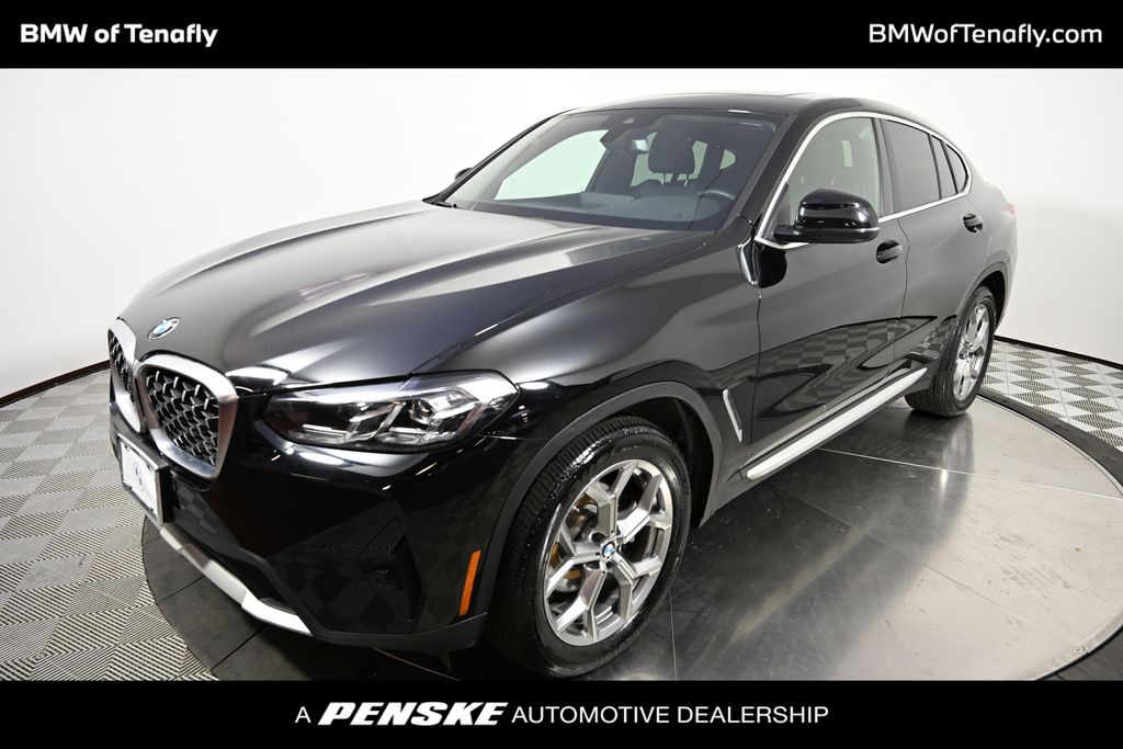 Thumbnail: 2023 BMW X4 - 1