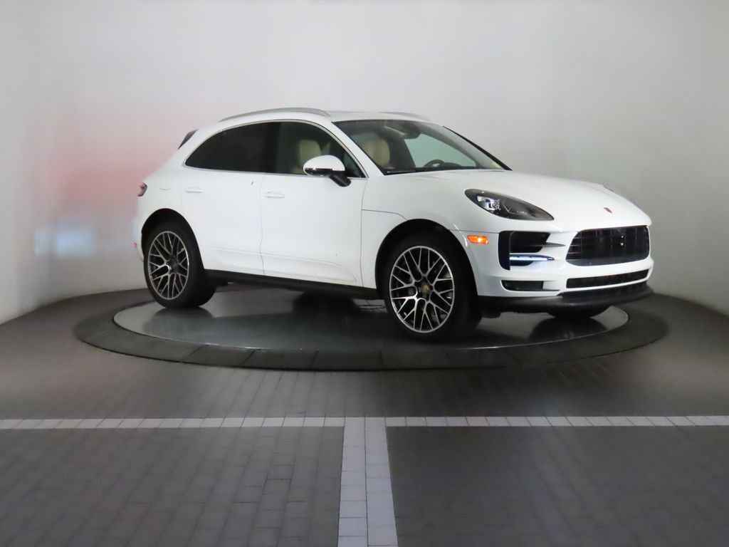 Thumbnail: 2021 Porsche Macan - 9
