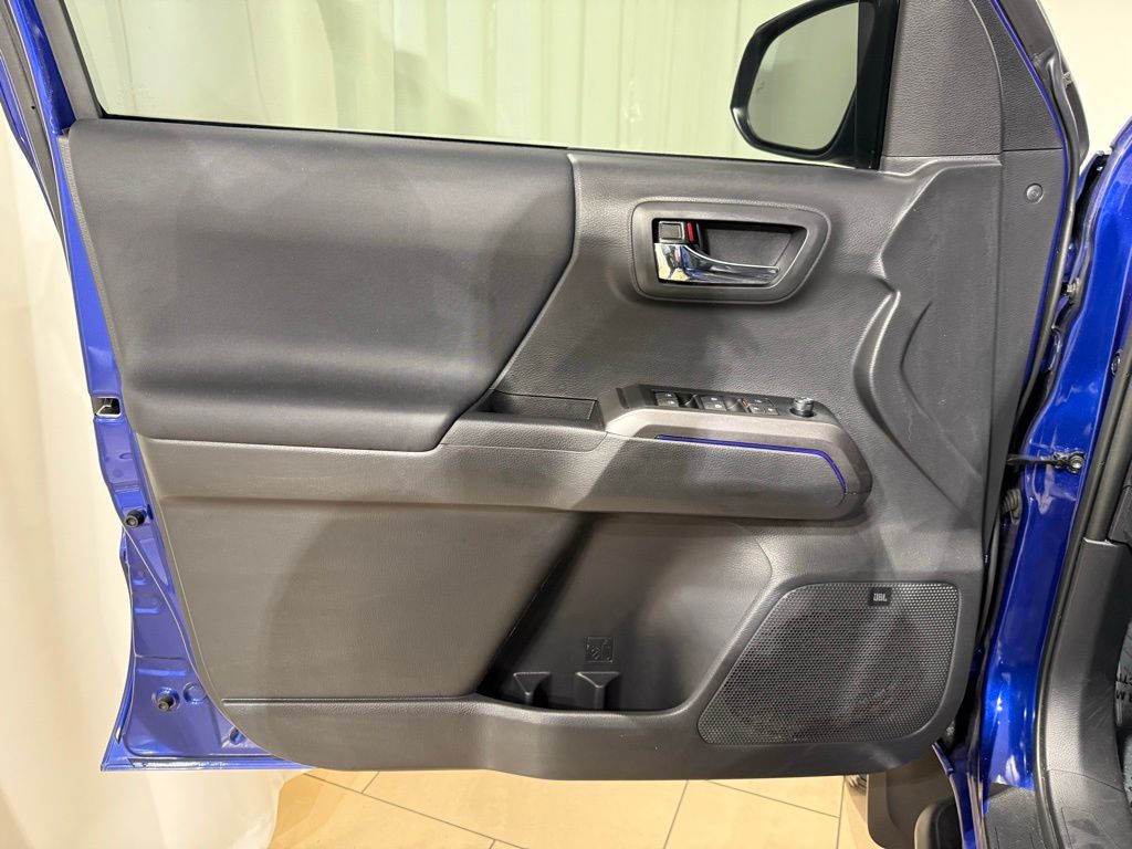 Thumbnail: 2023 Toyota Tacoma - 14