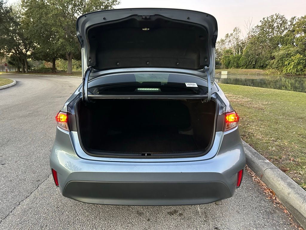 Thumbnail: 2023 Toyota Corolla - 10