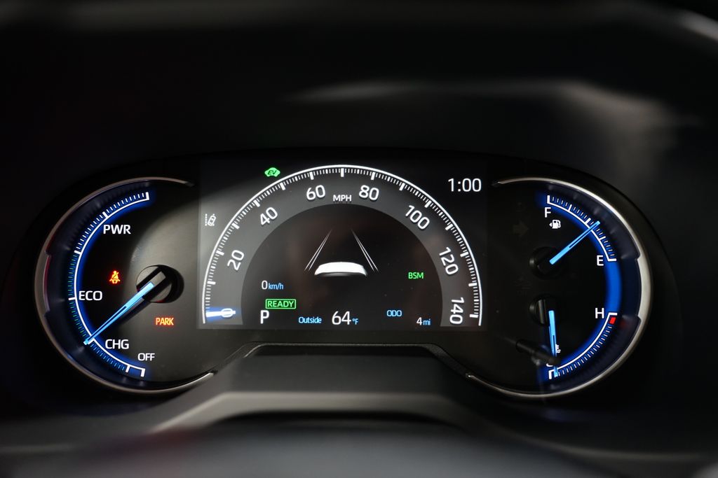 2025 Toyota RAV4 XLE 15