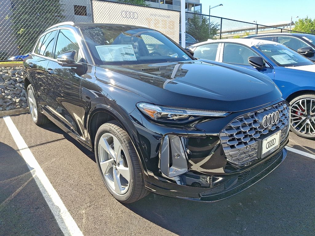 Thumbnail: 2025 Audi Q5 - 2