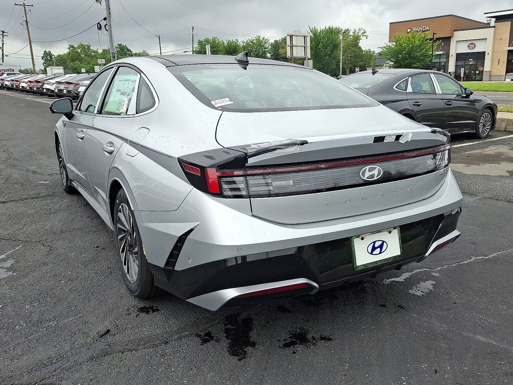 Thumbnail: 2025 Hyundai Sonata - 3