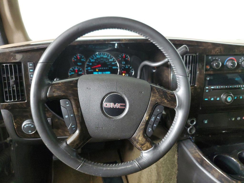 2014 GMC Savana 1500 Upfitter 34