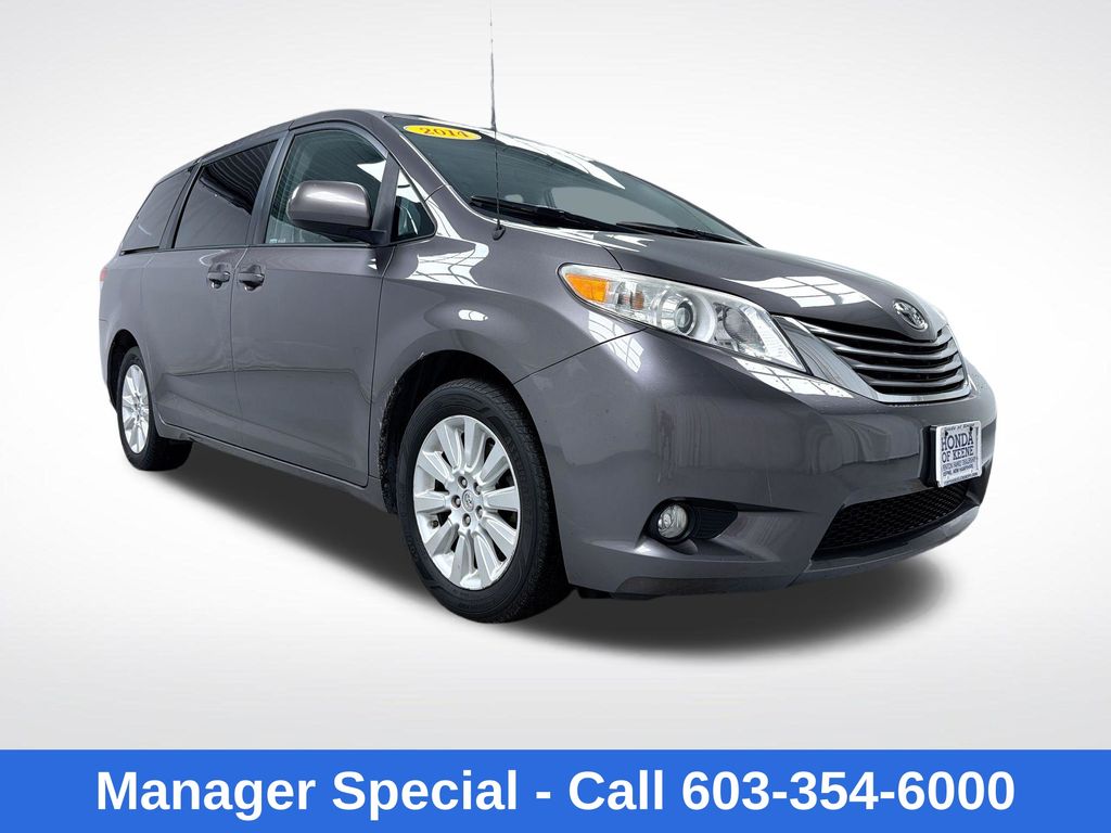 2014 Toyota Sienna XLE
