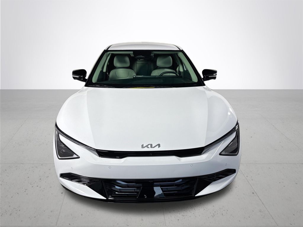 2025 Kia EV6 Wind