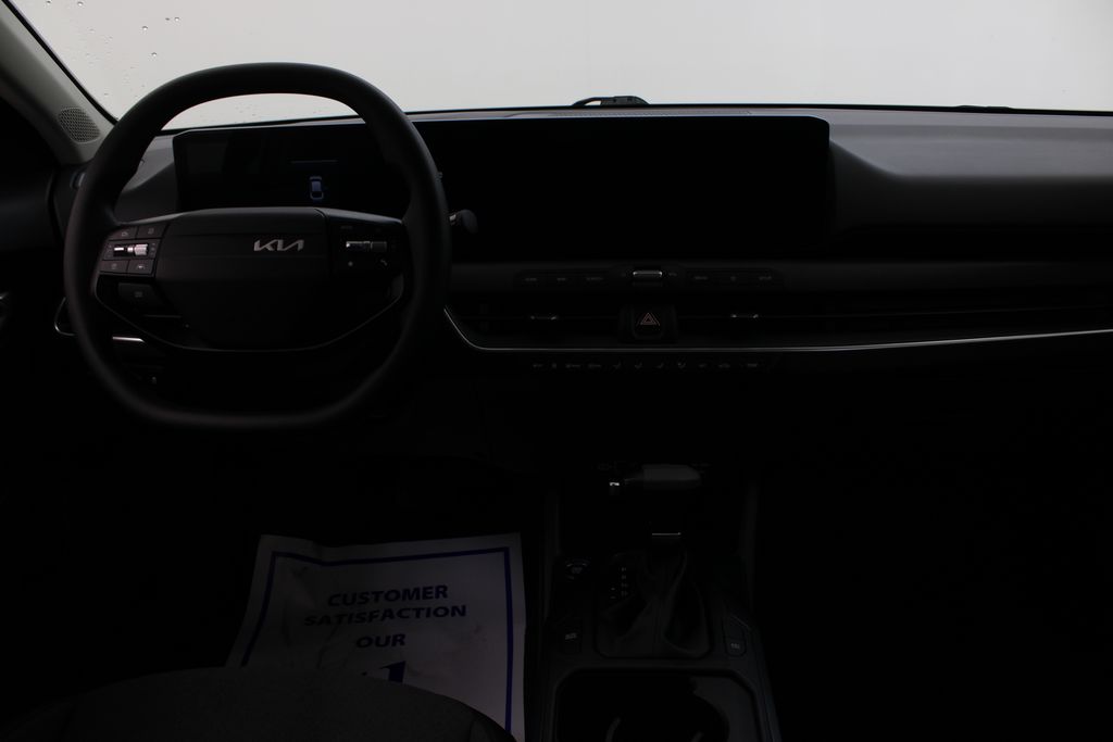 used 2025 Kia K4 car