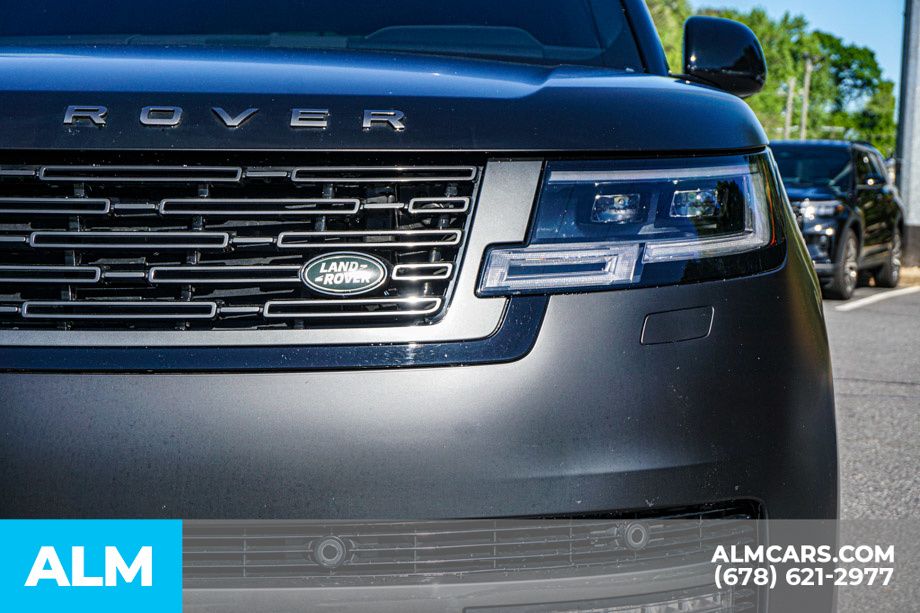 Used 2024 Black Land Rover SE image 12