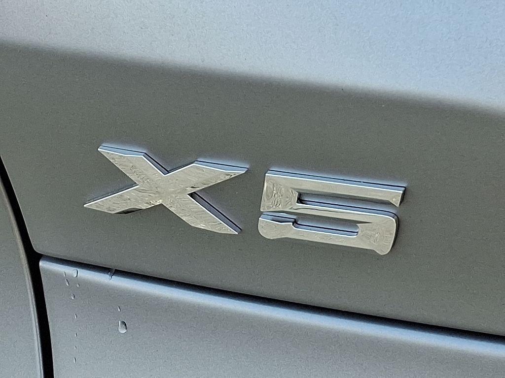 Thumbnail: 2026 BMW X5 - 11