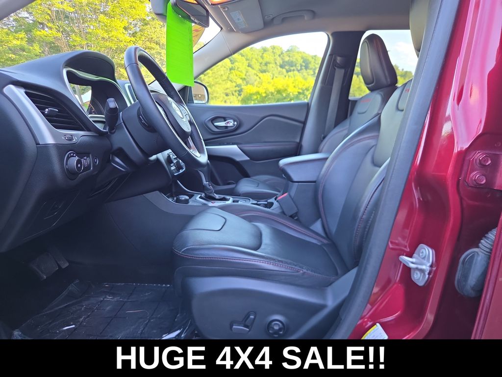 used 2018 Jeep Cherokee car, priced at $10,000