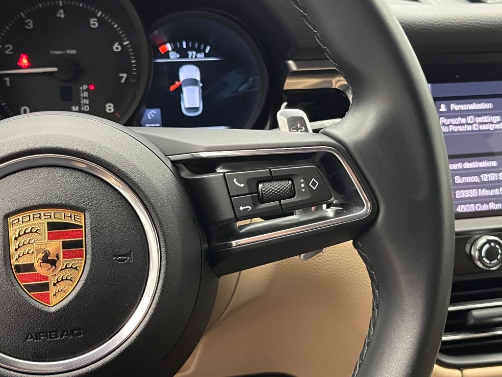 Thumbnail: 2023 Porsche Macan - 14