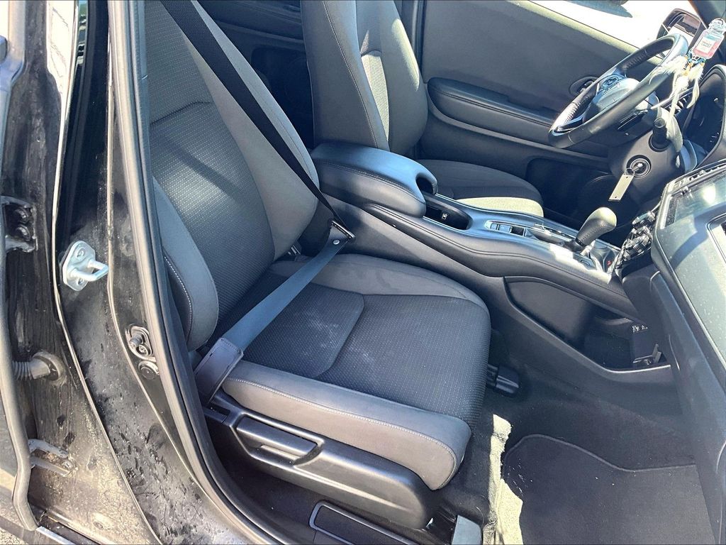 2021 Honda HR-V — photo 11