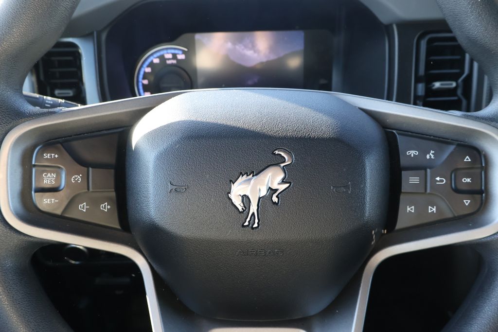 Thumbnail: 2022 Ford Bronco - 14