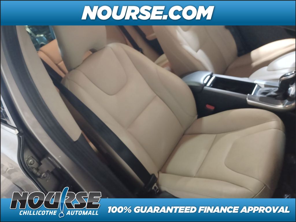 2022 Volkswagen Tiguan 2.0T SE photo