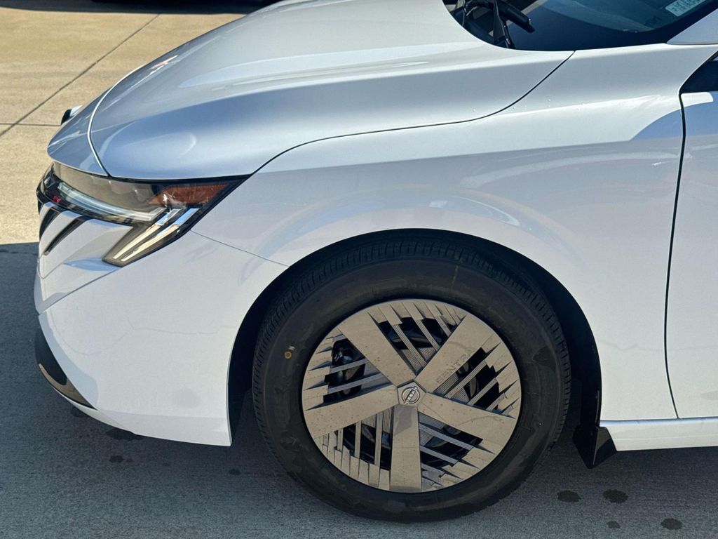 2026 Nissan Sentra - Image 5