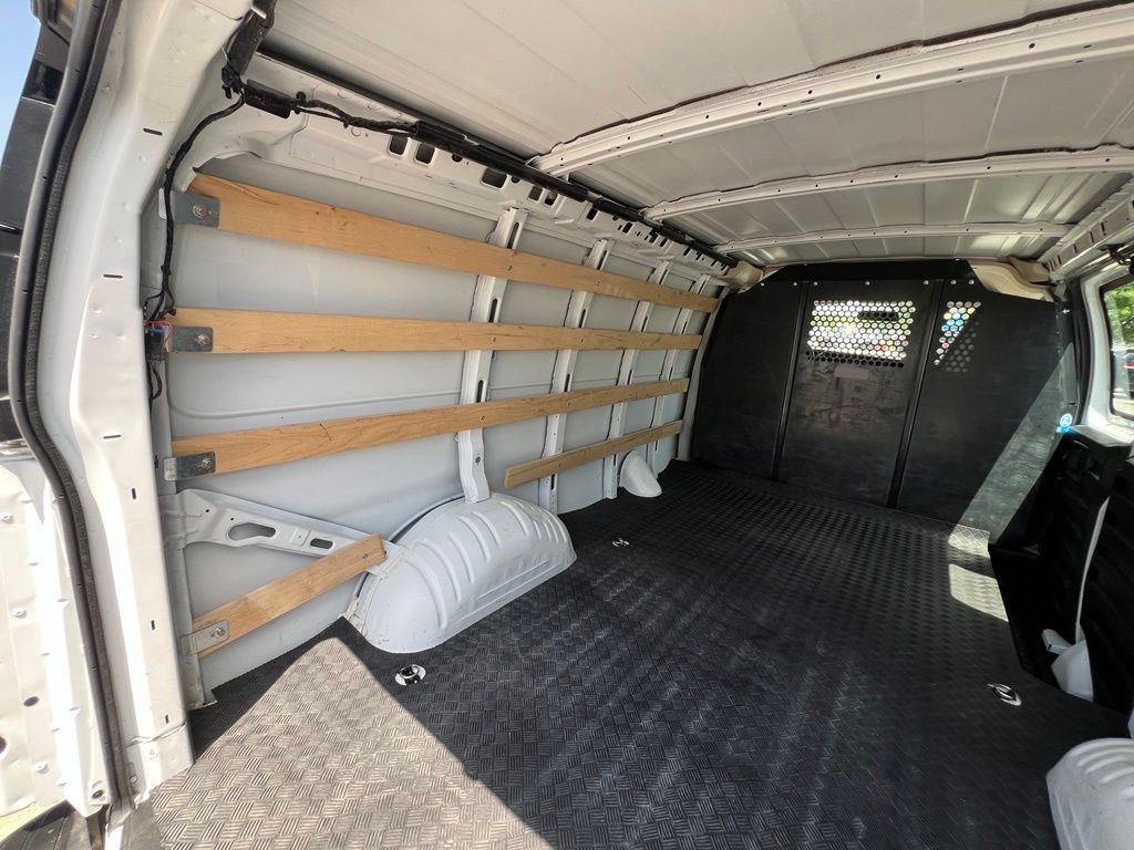 Used 2025 GMC Savana 2500 Van