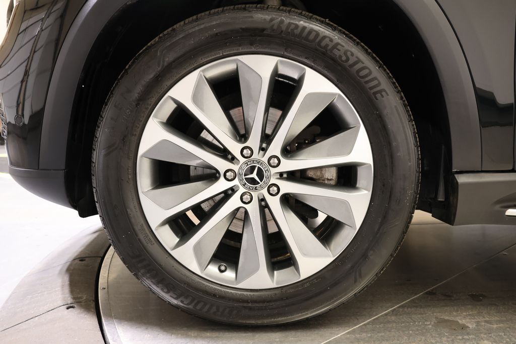 Thumbnail: 2023 Mercedes-Benz GLE - 11