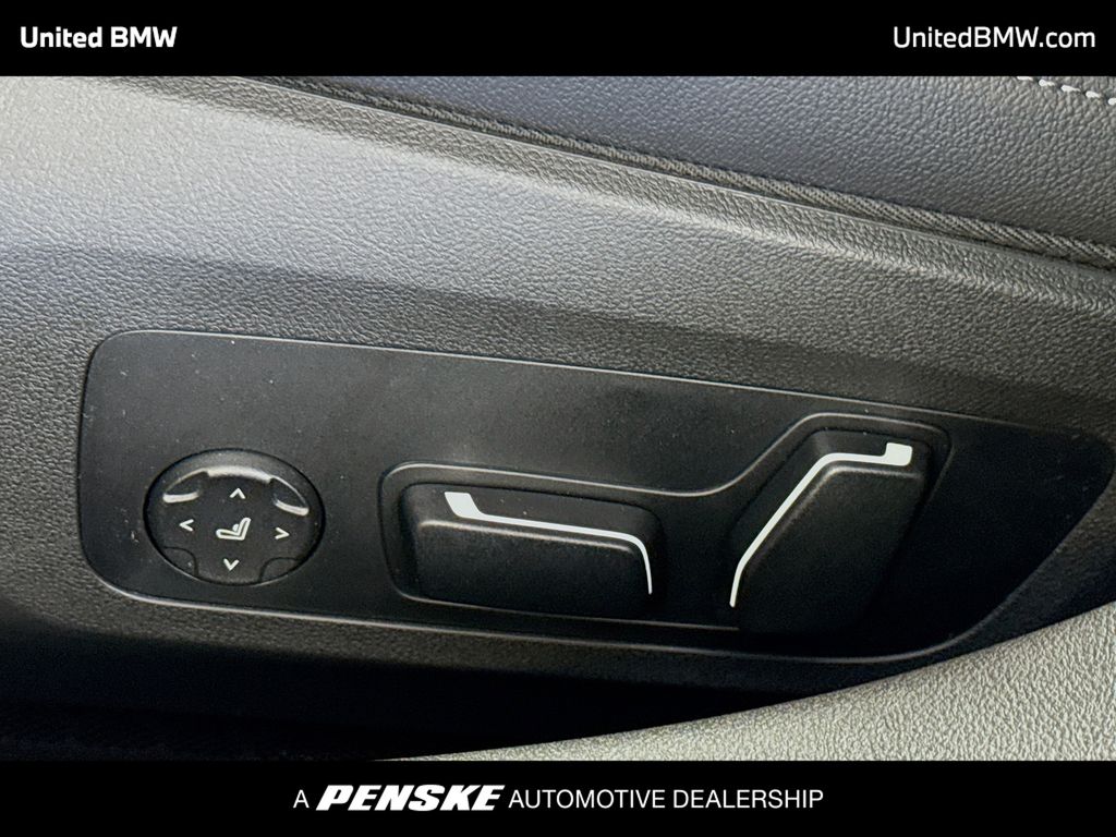 Thumbnail: 2026 BMW 4 Series - 4