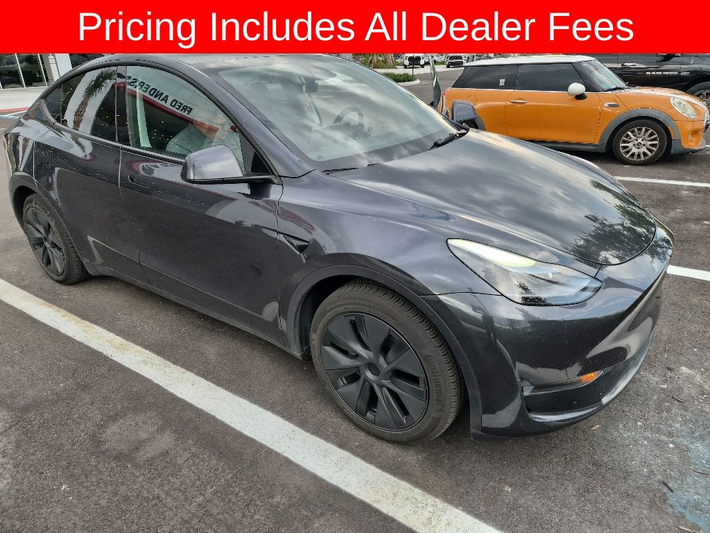 2025 Tesla Model Y Long Range