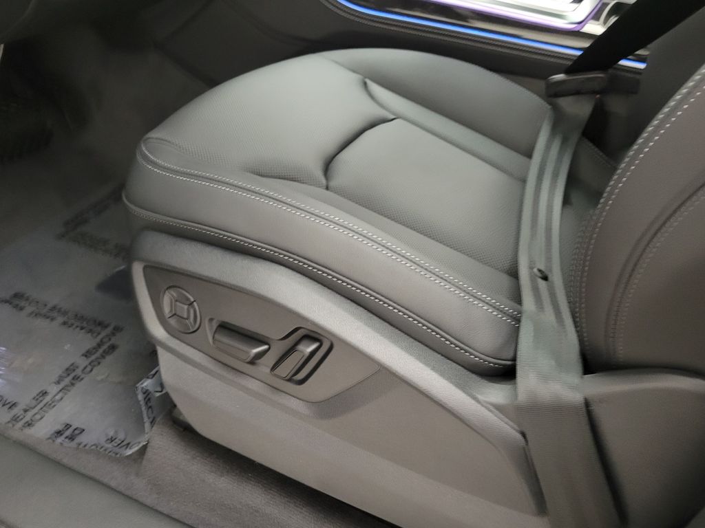 Thumbnail: 2026 Audi Q7 - 28