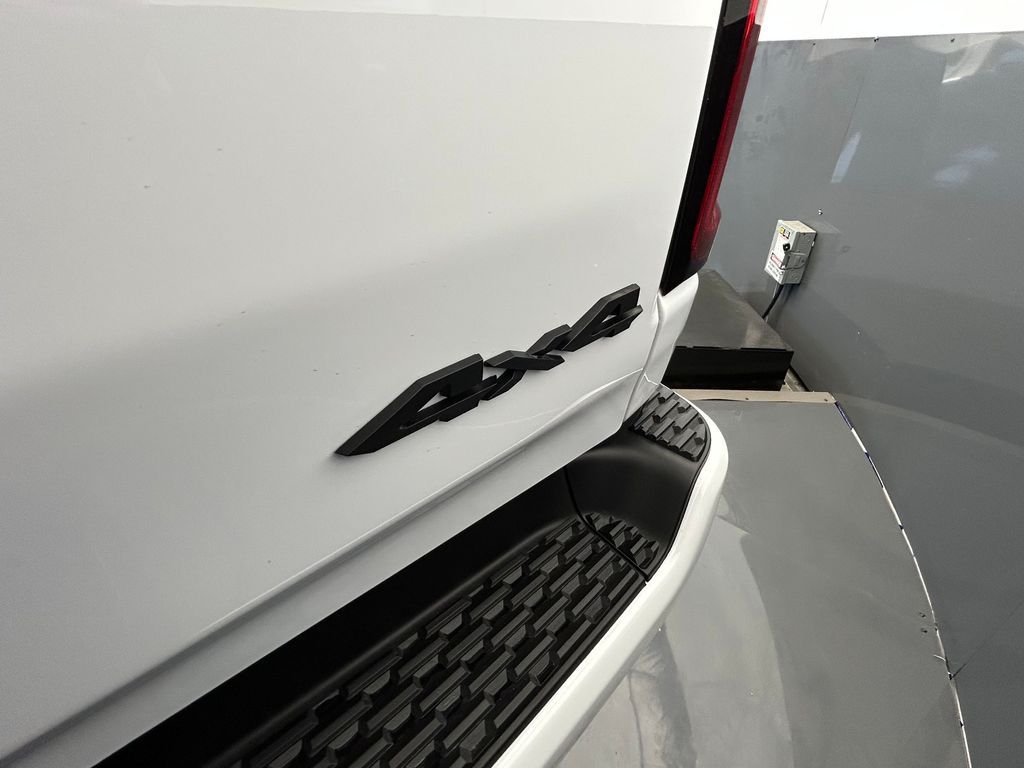 New 2026 Bright White Clearcoat Ram Laramie image 39