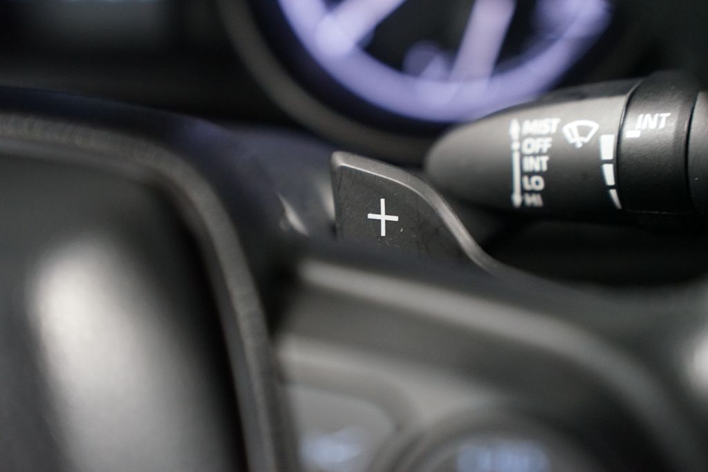 Thumbnail: 2023 Toyota Camry - 15